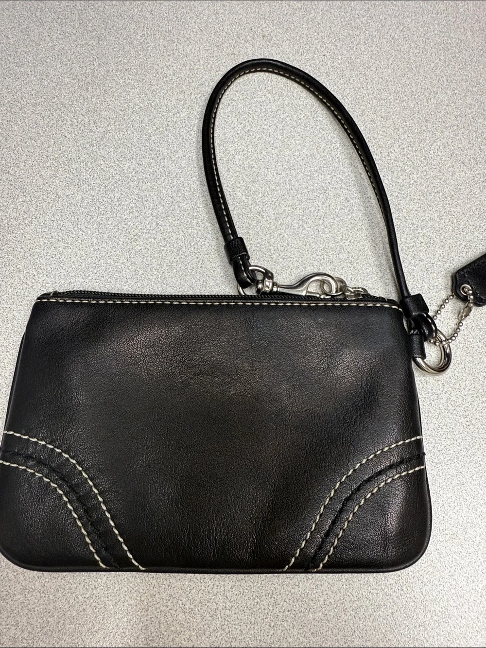 Vintage Coach Black Leather SoHo Wristlet with Contrast Stitching